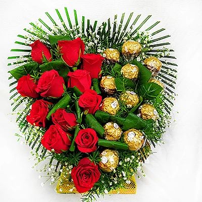 Buy Flowers n Ferrero Online in Hyderabad