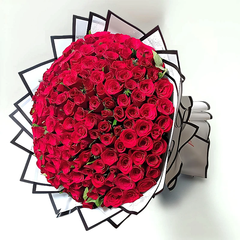 200 Red Roses delivery in Hyderabad