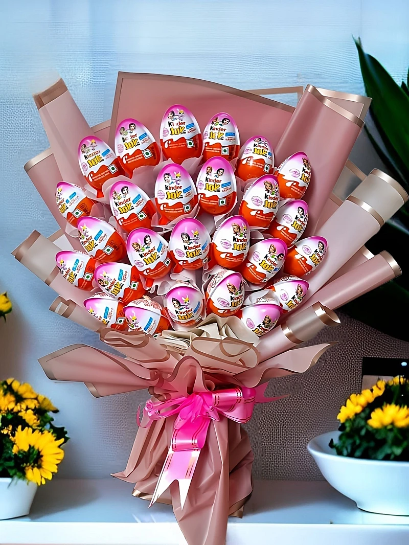 Kinder Joy bouquet delivery in Koti